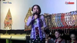 WIWIT   KEMBANG RAWE