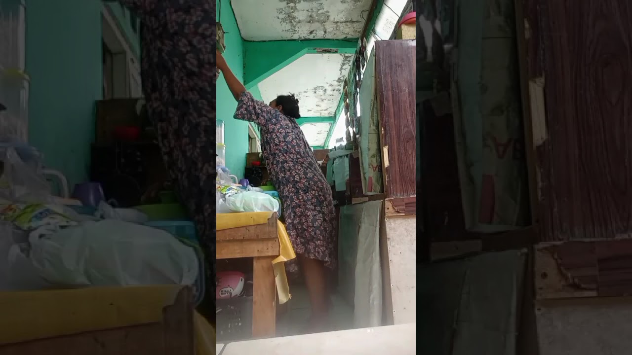 Kegiatan Hari ini seperti biasa beres beres warung