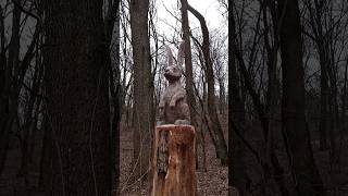 A wooden sculpture of a hare 👏😍 Дерев'яна скульптура зайця 🐰