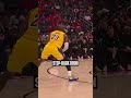 LeBron James with a COLD step-back #NBAPlayoffs #Lakers