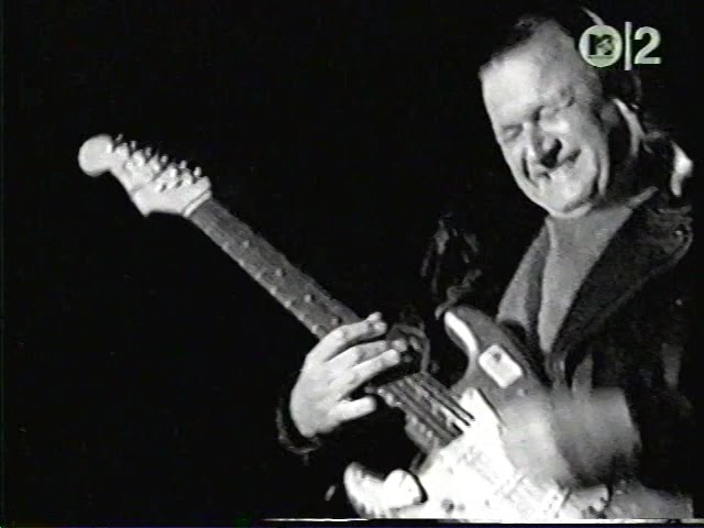 Dick Dale - Nitro - YouTube