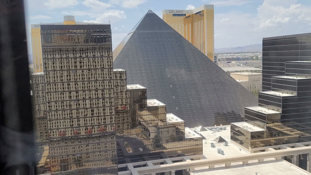 Royal Tower King Room Excalibur HotelCasino Las Vegas. Vegas 