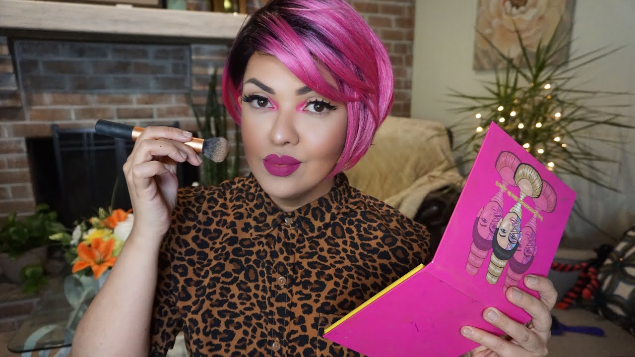 ASMR Tutorial  Maquiagem  Rosa e Como Por Peruca. #VozSuave #ASMRCaseiro #Maquiagem #Perucas