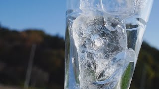 喉が渇いたときに見る、最高の水  drink water