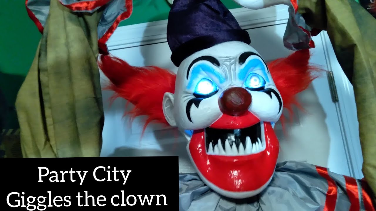 NEW FOR 2021, Party City Life Sized Giggles The Clown Halloween Animatronic