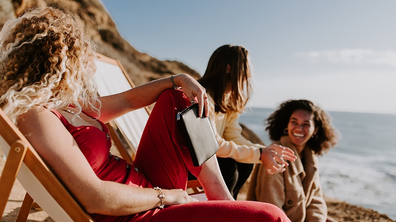 The Wanderer - Vegan Leather Travel Jewelry Case