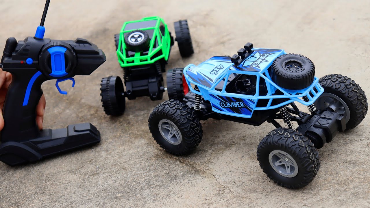 Rock Climber VS Rock Crawler rock climber rock climber car rock