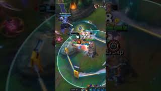 How Easy Do You Support Your Random ADC | Great Hook &amp; Great Fight! #leagueoflegends #thresh #shorts