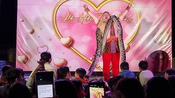 Xiếc Trăn khổng lồ - Lễ Hội Tình Yêu tại Hòa Bình