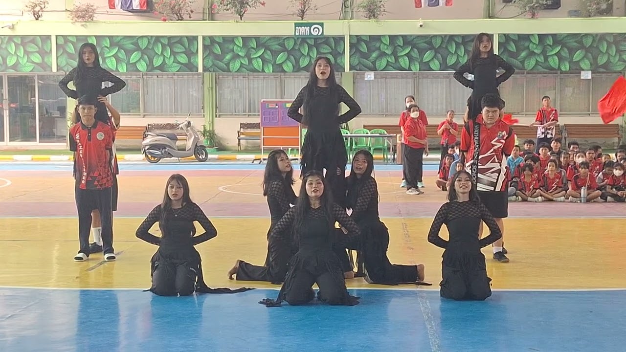 บันทึกการแสดงสด เชียร์ลีดเดอร์คณะสีแดง วันที่ 20 ก.พ. 69