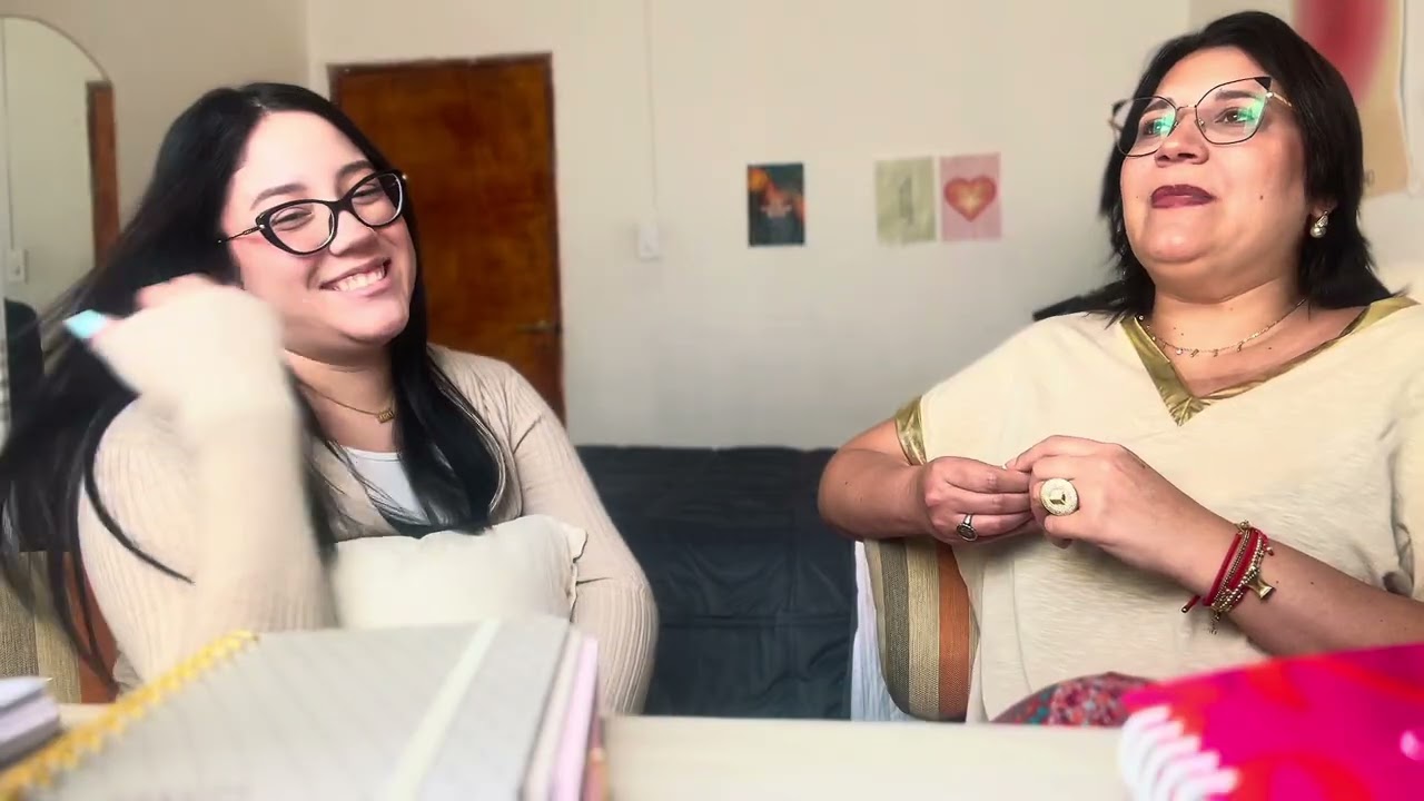 PODCAST #1. ENTRE LAZOS Y SABERES: entrevista a mi madre psicóloga. ⊹