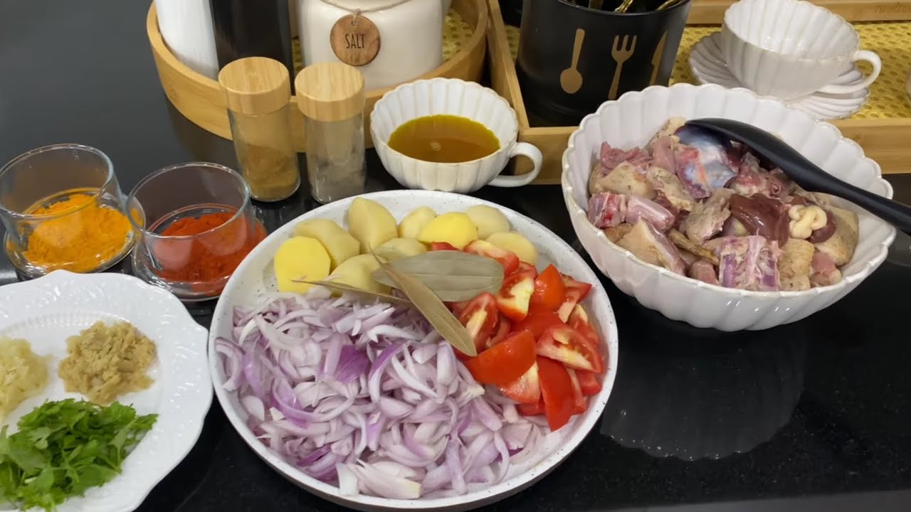 COOKING Local Duck Curry 