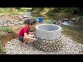 Building a Traditional Underground Well by Hand for Fresh Water - A Difficult Challenge!