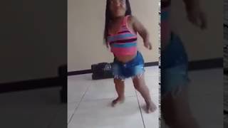 Download Lagu Video Lucu _ Orang kerdil joged MP3