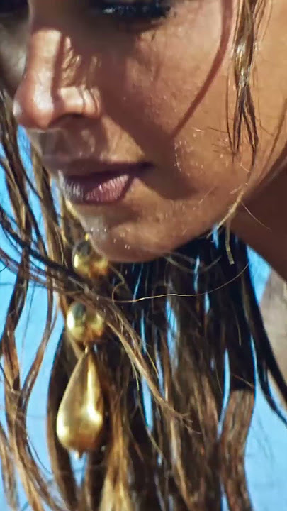 Deepika Padukone Big B00tty Scene