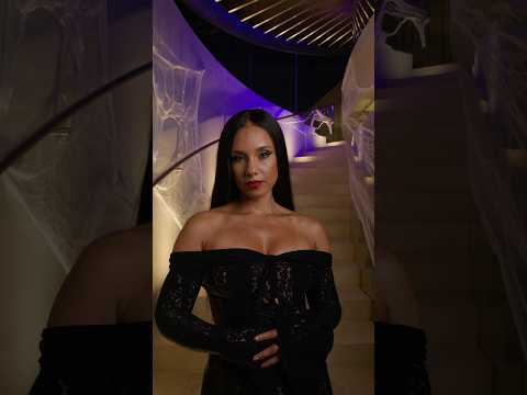 Just call me Morticia Addams 🖤