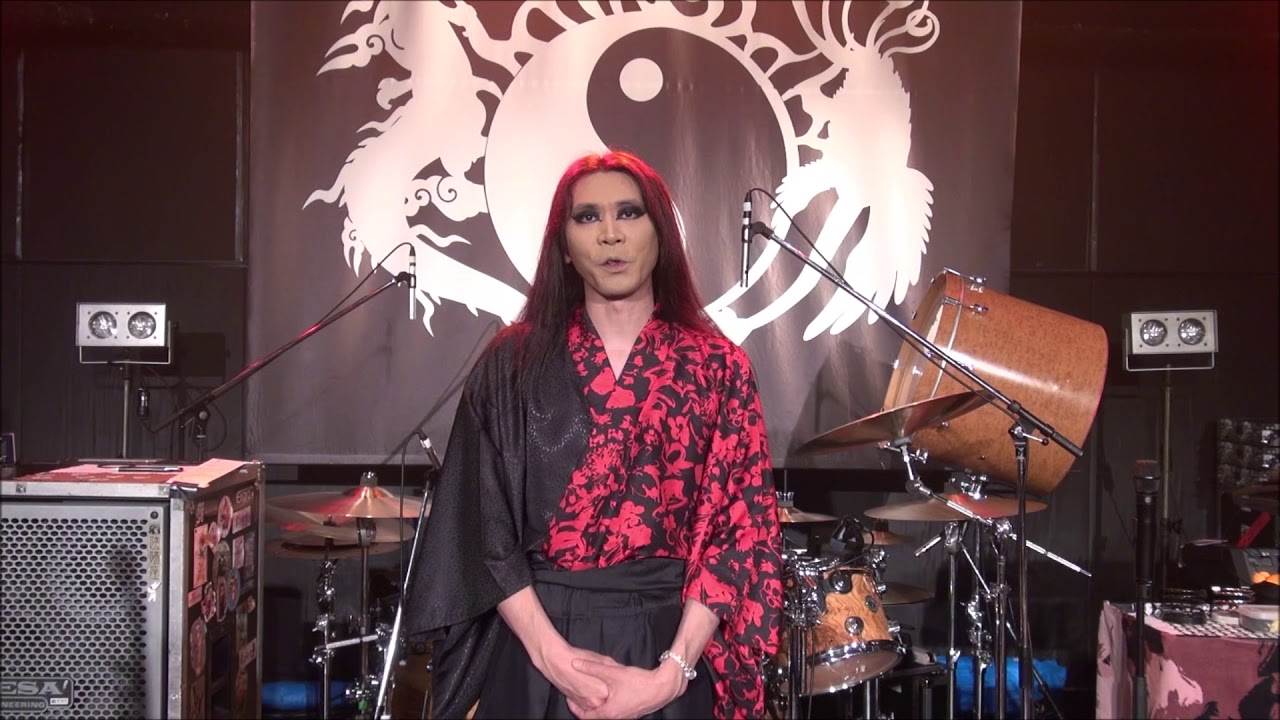 陰陽座の瞬火さんより、動画コメントが届きました！ - YouTube