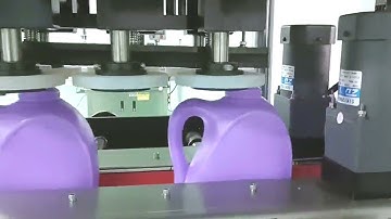 4 heads tracking type filling machine with spindle capper liquid detergent container filler capper