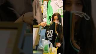 The Undercovers: Sabrina Signs A Jersey | Prime Video