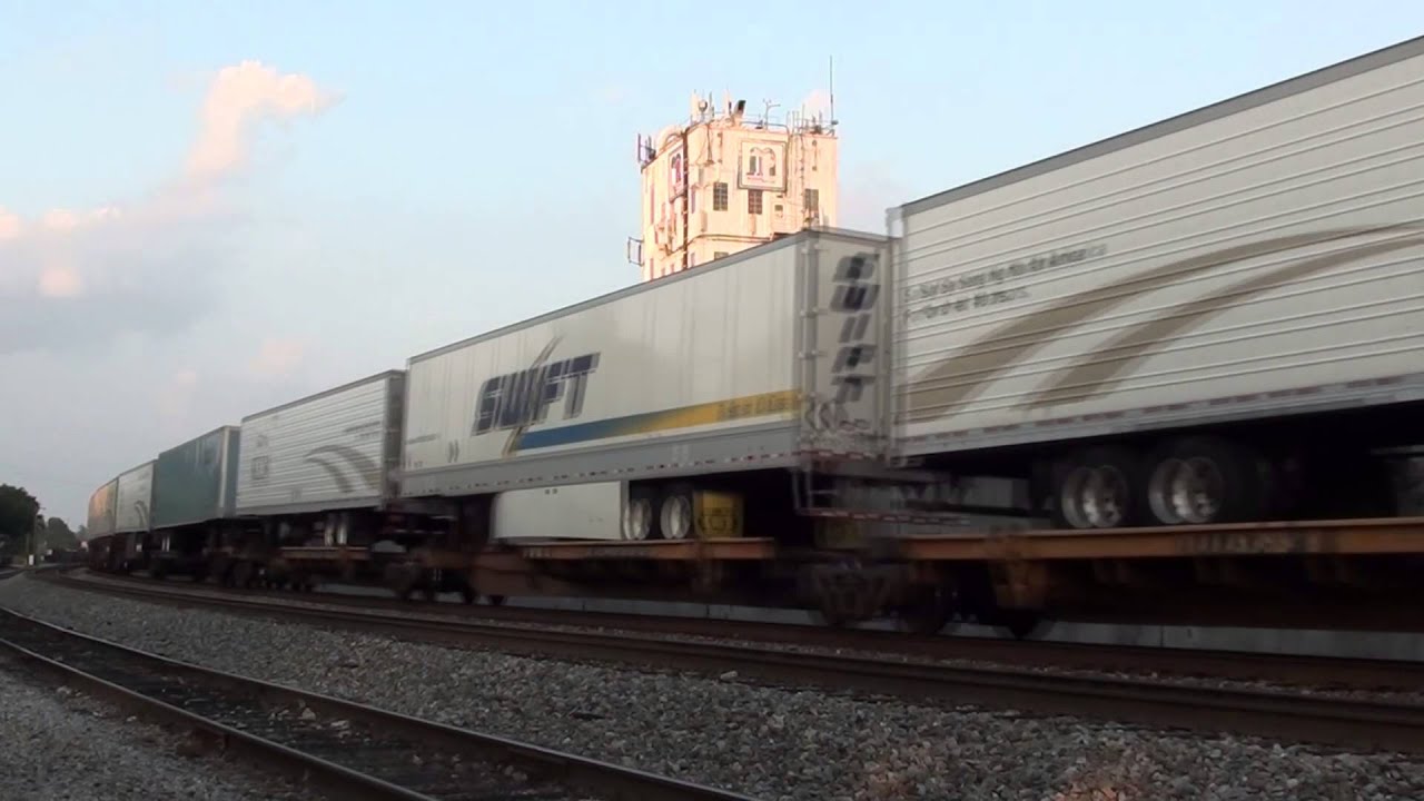 Norfolk Southern Stack train in Chamblee, GA - YouTube