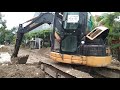 MELIHAT PROSES ALAT BERAT BEKERJA KERUK JALAN DAN MELIHAT MESIN KAPAL KERUK - Komatsu PC75uu