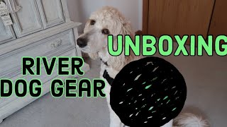 Service dog gear unboxing // RDG by Dallas The Service Doodle 1,919 views 3 years ago 5 minutes, 4 seconds