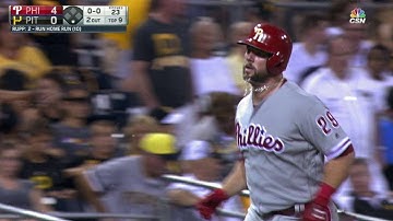 PHI@PIT: Rupp launches a home run to right-center