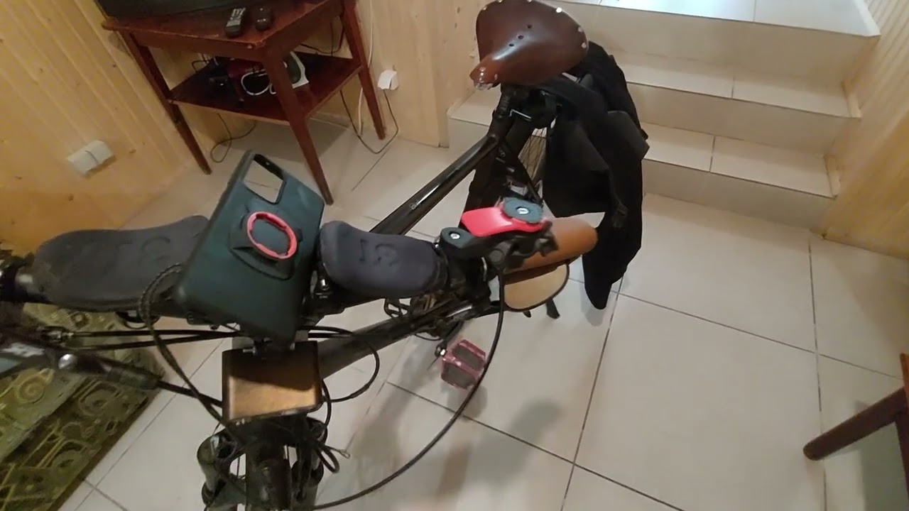 (Fake) quadlock experiences: usability, vibration dampening, glue holding up in heat