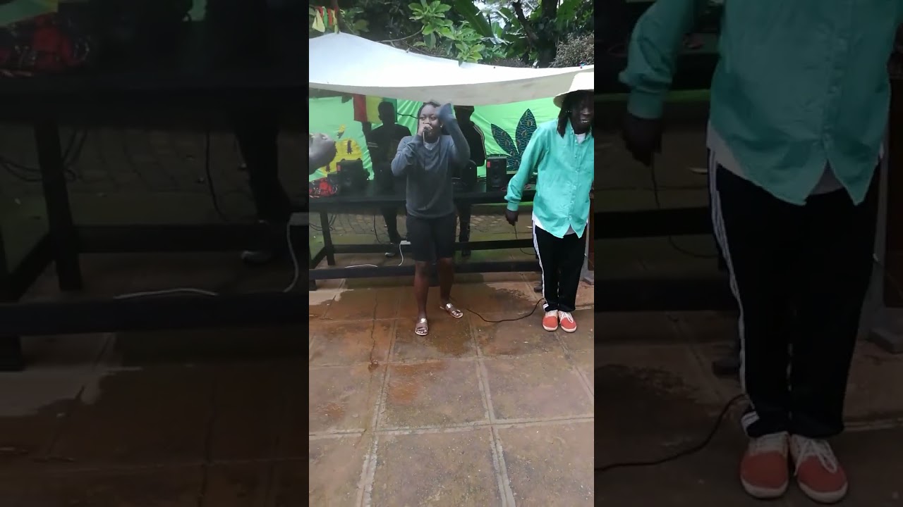 MC flower 🔥-  One of the best HipHop femcee in Africa freestyling at the Ghetto 2 ghetto cypher