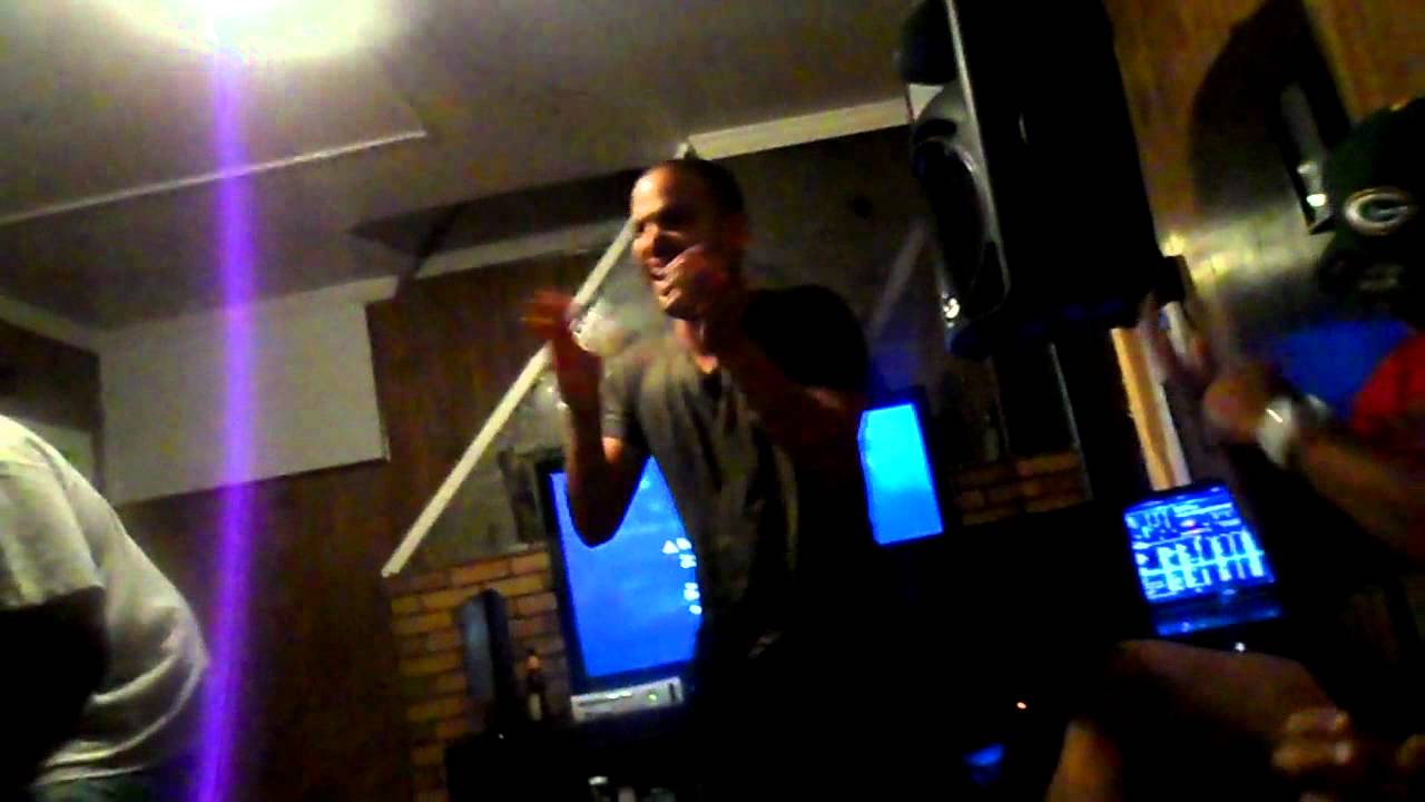SAM 0671 - YouTube