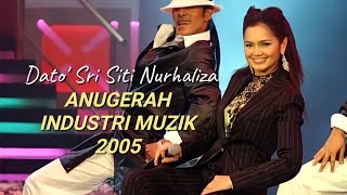 Siti Nurhaliza - Jalinan Cinta, Kini Kau Disisi & Pendirianku | LIVE! AIM 2005