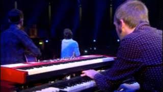 James Morrison - Please don't stop the rain (live@ Itunes Festival 30-07-2011)
