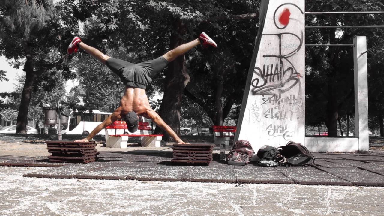 Amazing Calisthenics & Powermoves | Dimitris Gizmo
