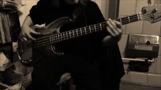 P. Mobil - Az óra körbejár - Kékesi László bass cover :)