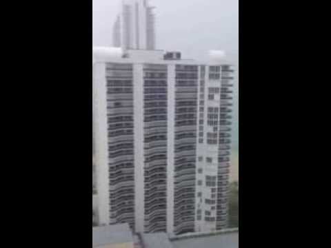 Депутат Бирман снимает
