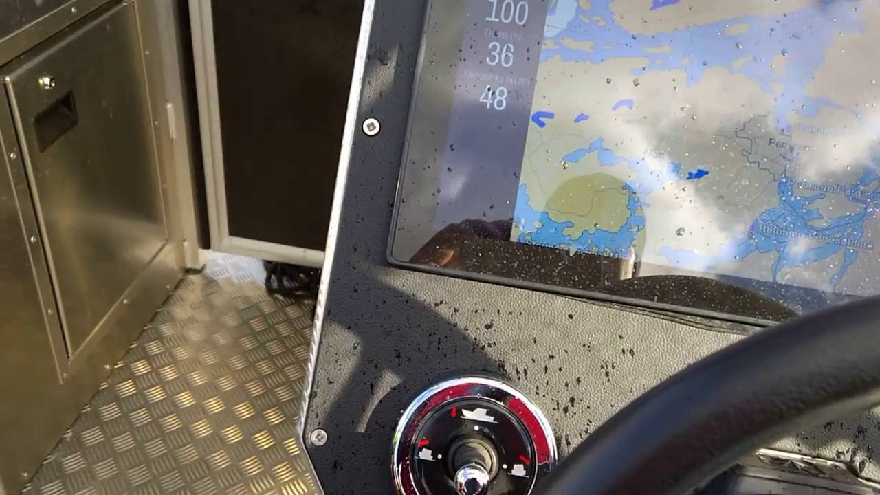 Buster M5 350hv 102kmh