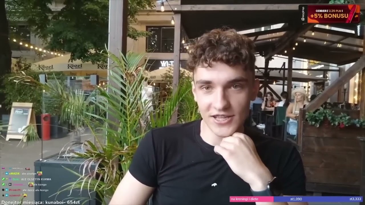 FRANIO LIZA PŁACZE I KRZYCZY W RESTAURACJI