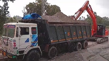 Heavy Load Tipper Lorry Stuck In Mud JCB Rescue - Truck Struggling in heavy rain