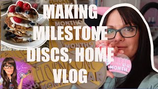 Making MILESTONE Acrylic discs with the Cricut using permanent vinyl - Home Vlog - Design space