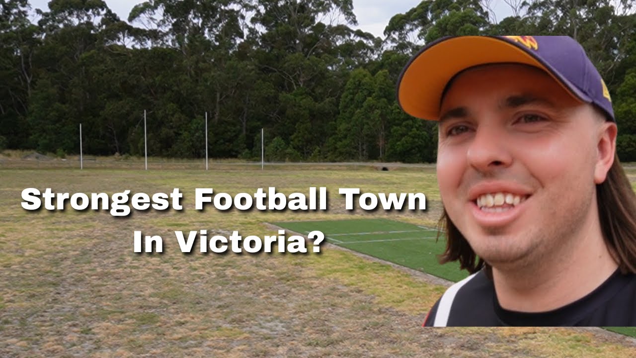 Is Colac the biggest footy town in Victoria?
