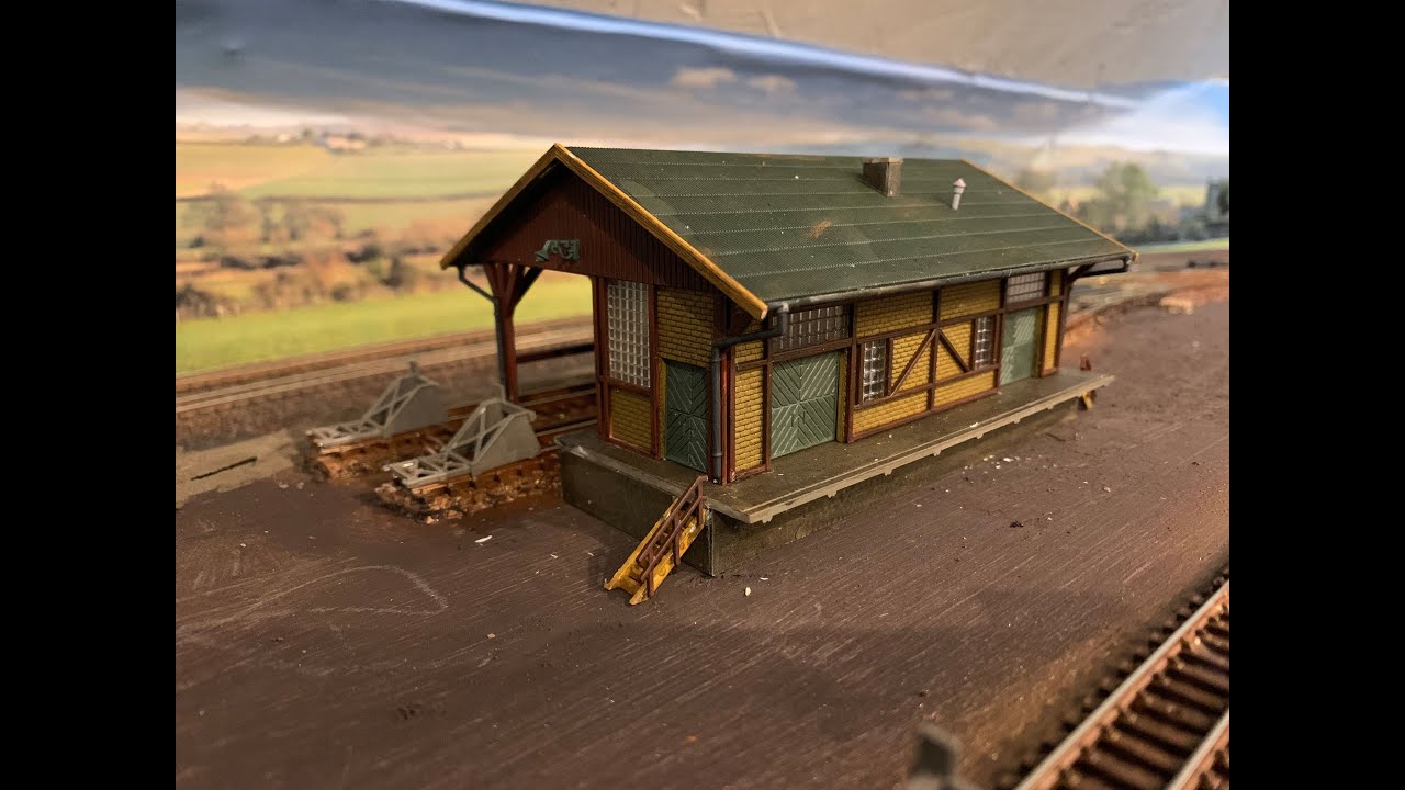 Lackieren und Altern von Bausätzen - Teil 3 (Altern von bereits gebauten Gebäuden)