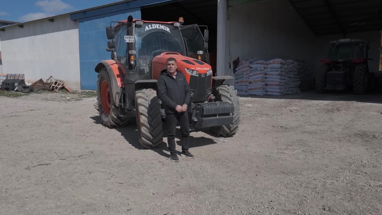 6 BİN DÖNÜM EKİM YAPAN ÇİFTÇİNİN GARAJI