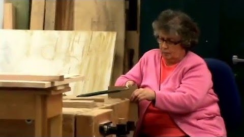 Video Tutorial: Getting Started with a scroll saw