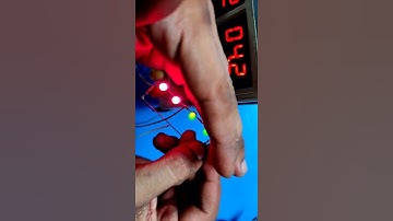 battery voltage level indicator | lithium battery level indicator | #shorts