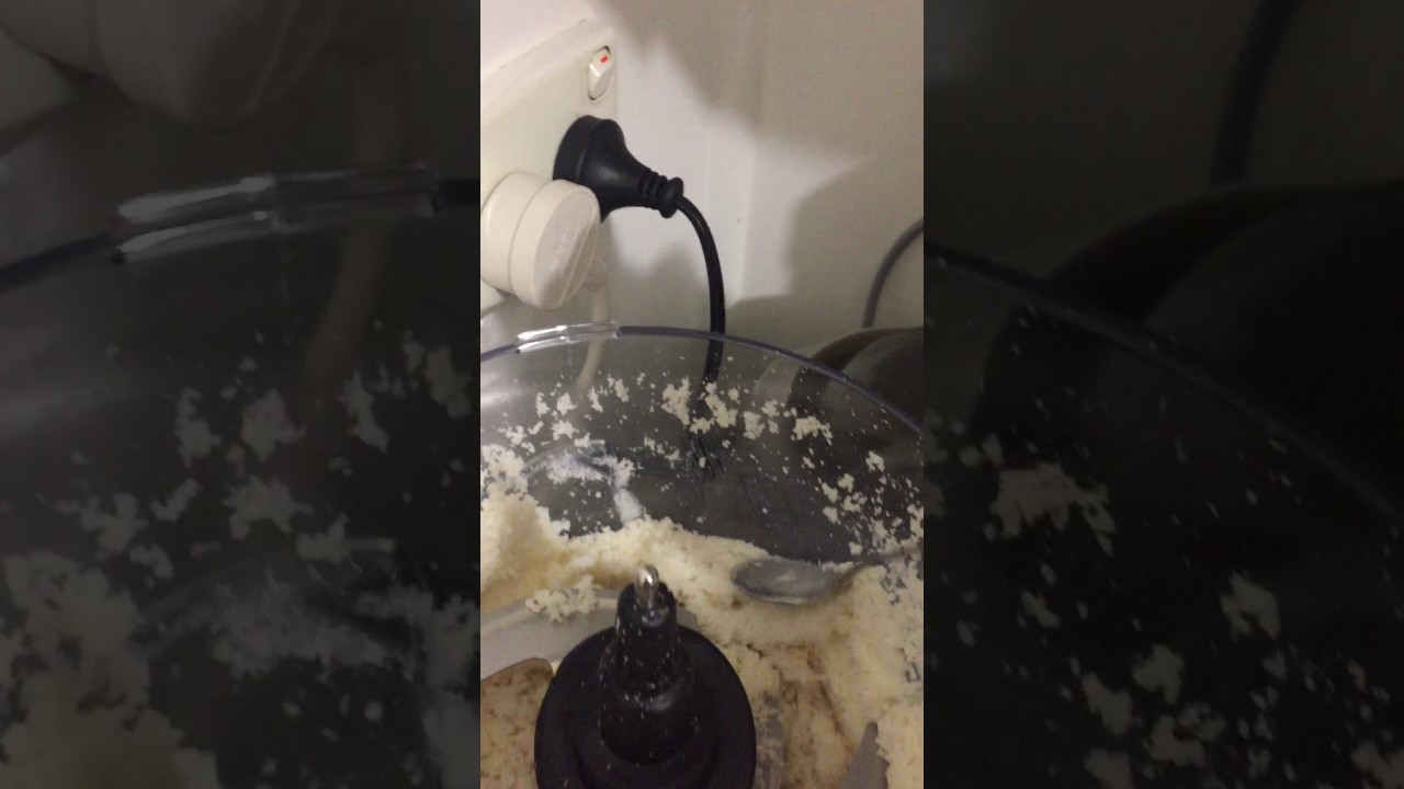Making Coconut Butter Using Nutri Ninja Processor Bowl 1500 Watt