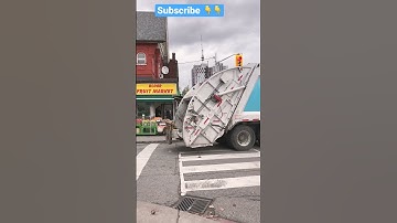 McNeilus Garbage - Recycling Truck #shorts #youtubeshorts