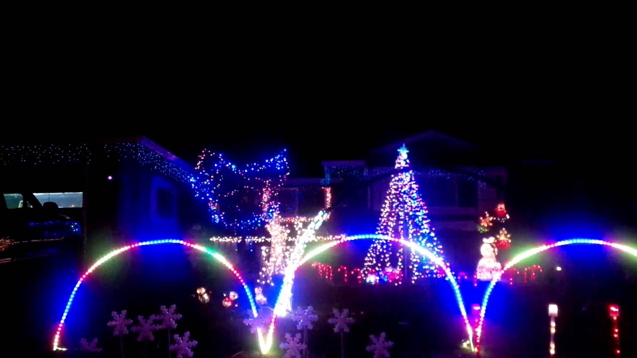Christmas lights synchronized to "The Nutcracker" and "Wizards in