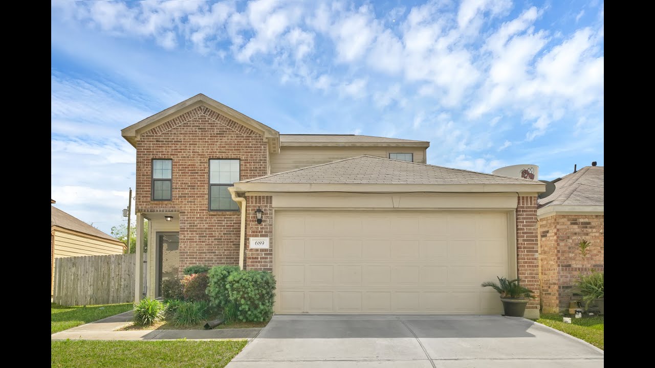 689 Fallow Ln Alvin TX 77511