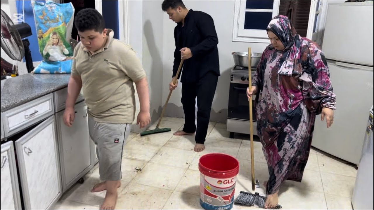 ام جني عديت الايام الحلو وهنفضل نقول كله ببركه ربنا اخير مليت البيت خير وجبت فراخ  🐓