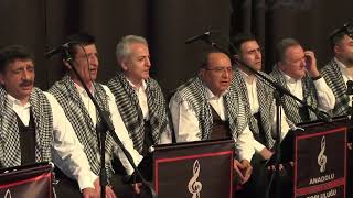 Evlerinde Bir İpekten Halı Var Koro ...